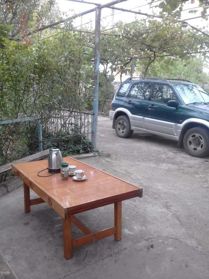 Udabno Naili Hotel Bagian luar foto
